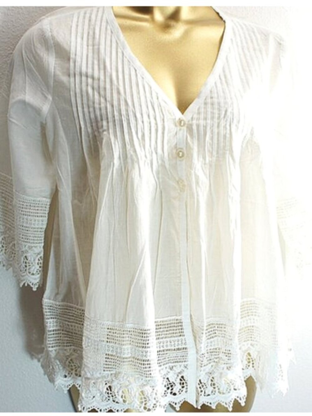Blue Asphalt White Pin Pleat Lace Top size XL